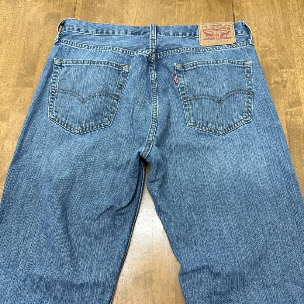Levi's 559 jeans men's 34x32 dark wash blue denim relaxed straight Levi Strauss